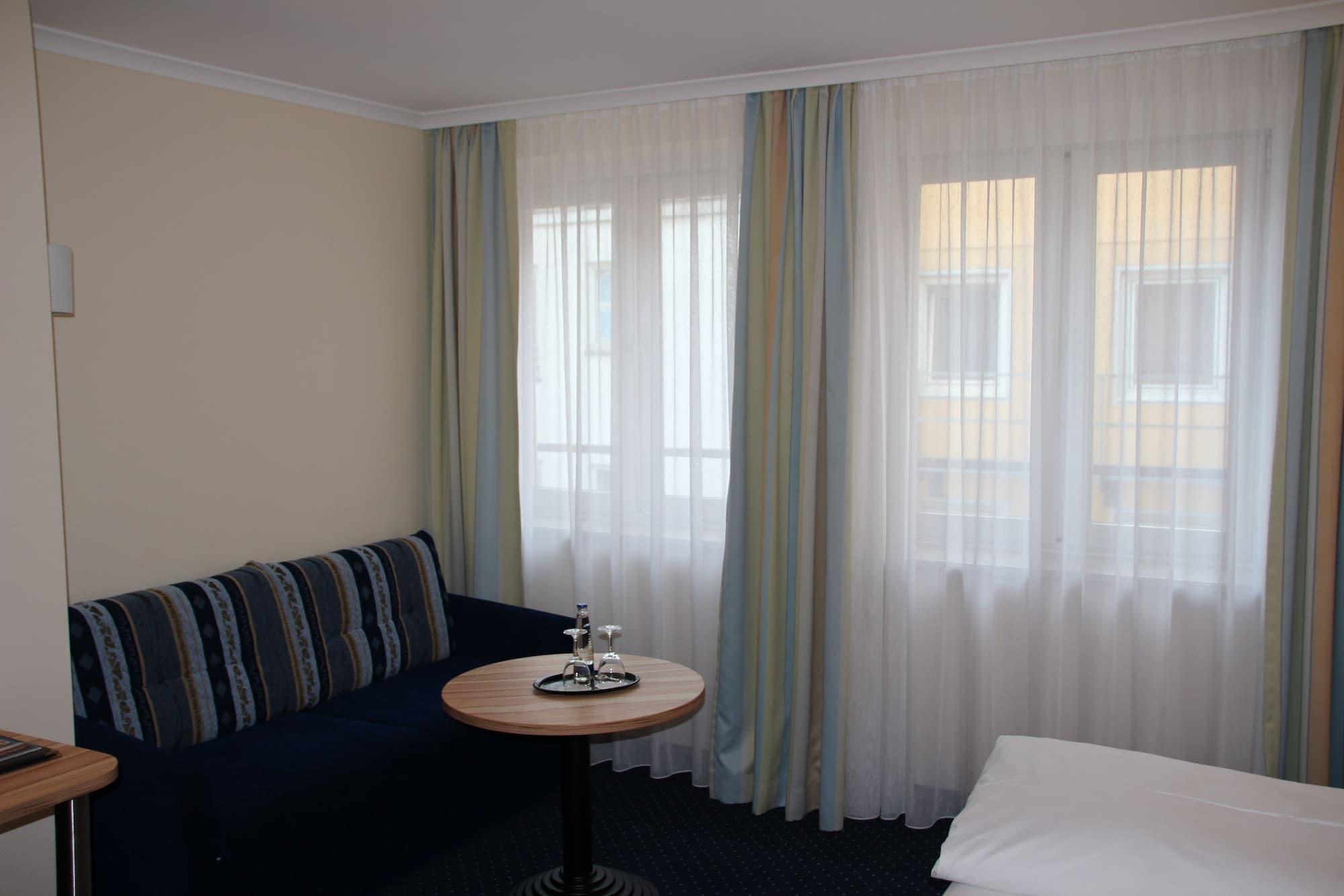 Hotel Daniel Munich Exterior photo